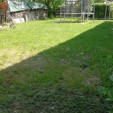 Vip-Zelten Im Garten - Camping Weischlitz Esterno foto