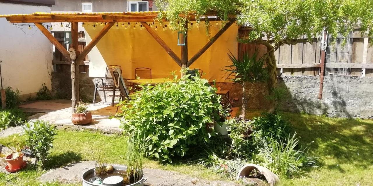 Vip-Zelten Im Garten - Camping Weischlitz Esterno foto